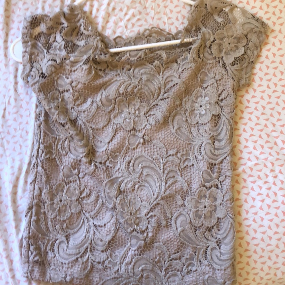 Nude laced shirt